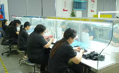  Officina per pulizia bordi 